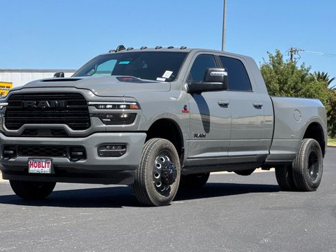 New 2026 RAM 3500 Laramie AWD/4WD image 7