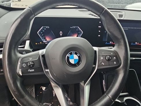 Used 2025 BMW X1 xDrive28i AWD/4WD image 13