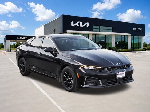 New 2026 Kia K5 LXS FWD image 3
