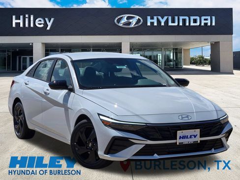 New 2026 Hyundai Elantra Sport FWD image 2