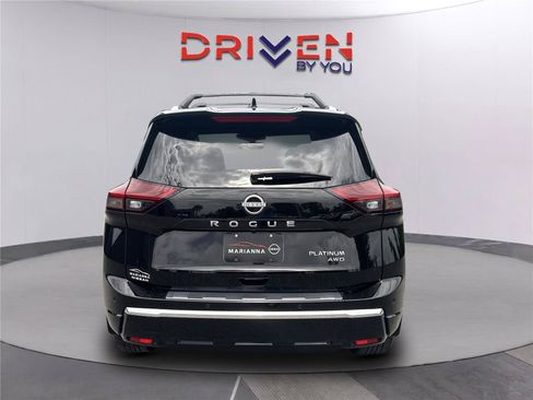 Used 2026 Nissan Rogue Platinum w/ Platinum Premium Package AWD/4WD image 5