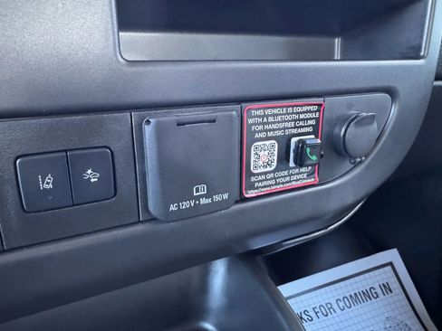 Used 2025 Chevrolet Express 2500 Extended w/ Communications Package image 22
