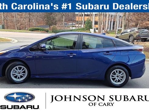 Used 2018 Toyota Prius Two image 5