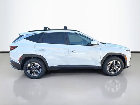 New 2026 Hyundai Tucson SEL image 2