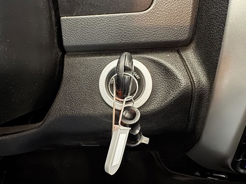 Used 2019 RAM 1500 Lone Star image 16