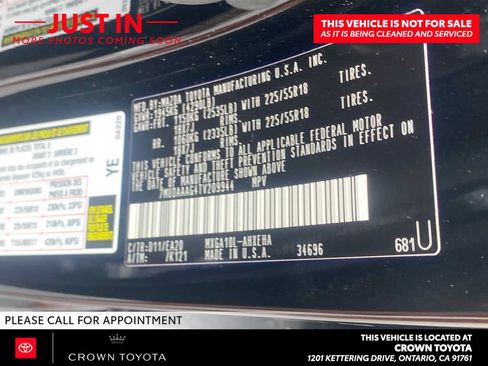 Used 2026 Toyota Corolla Cross XLE w/ Convenience Package FWD image 11