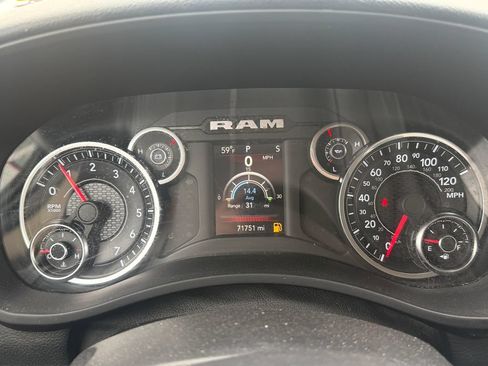 Used 2019 RAM 2500 Big Horn AWD/4WD image 3