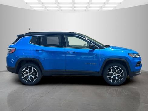 New 2026 Jeep Compass Limited AWD/4WD image 8