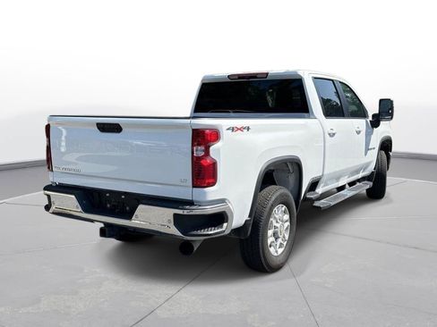 Used 2025 Chevrolet Silverado 3500 LT w/ Safety Package AWD/4WD image 6