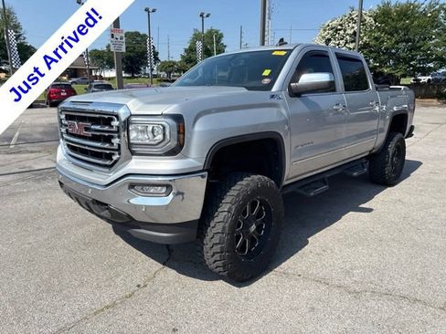 Used 2017 GMC Sierra 1500 SLT w/ SLT Premium Package AWD/4WD image 7