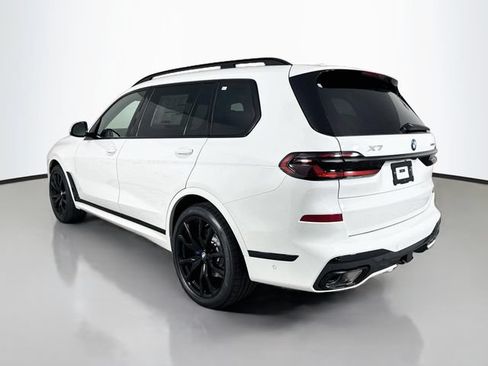 New 2027 BMW X7 xDrive40i w/ M Sport Package AWD/4WD image 5