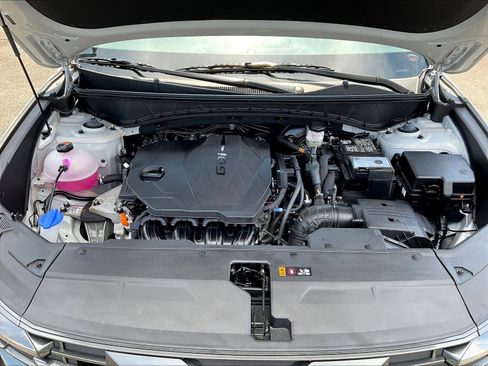 Used 2025 Hyundai Tucson SE FWD image 29