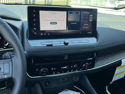 New 2026 Nissan Rogue Platinum AWD/4WD image 10