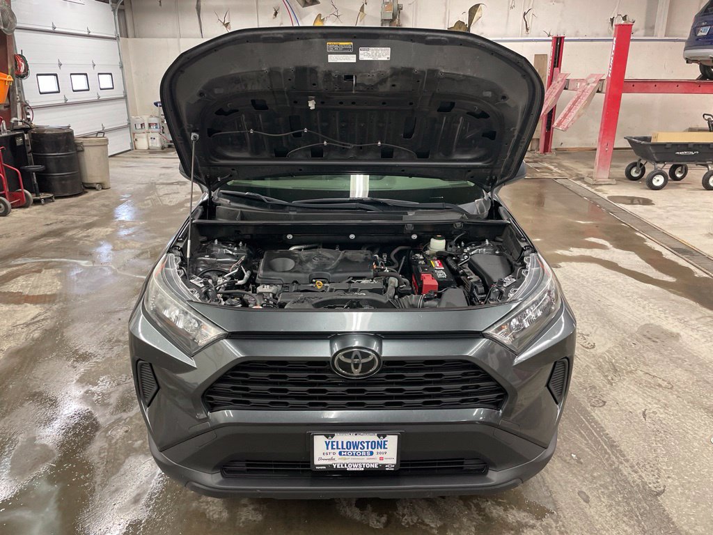 Used 2019 Toyota RAV4 LE w/ All Weather Liner Package AWD/4WD image 31