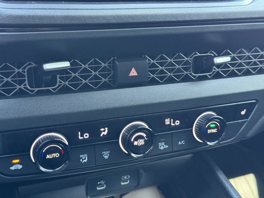 Used 2023 Honda Accord EX image 18
