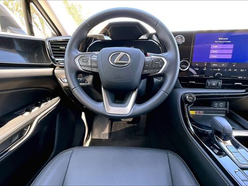 Used 2026 Lexus NX 350 AWD image 6