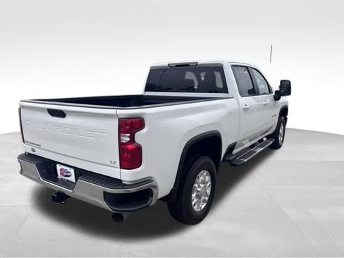 Used 2025 Chevrolet Silverado 2500 LT AWD/4WD image 3