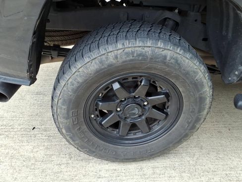 Certified 2023 Toyota Tacoma SR image 8