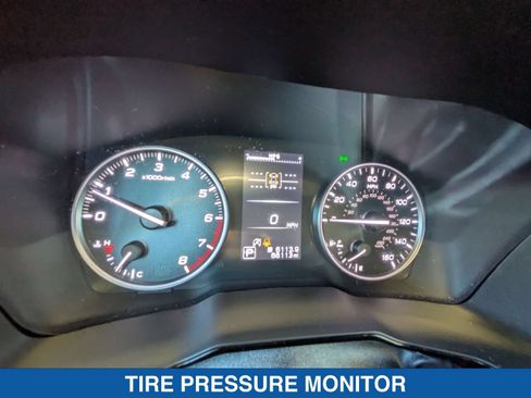 Certified 2024 Subaru Outback Premium AWD/4WD image 17