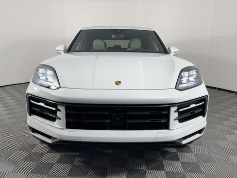 Certified 2026 Porsche Cayenne Coupe AWD/4WD image 6