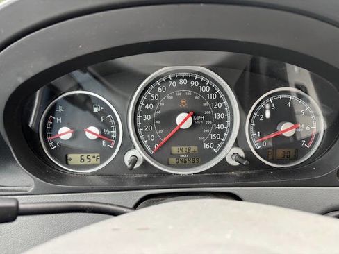 Used 2005 Chrysler Crossfire Limited image 5