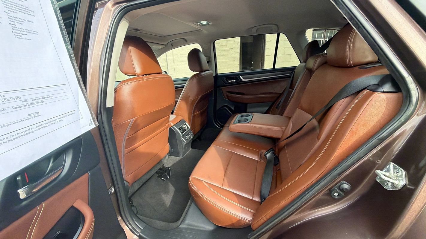 Used 2019 Subaru Outback 3.6R Touring AWD/4WD image 22