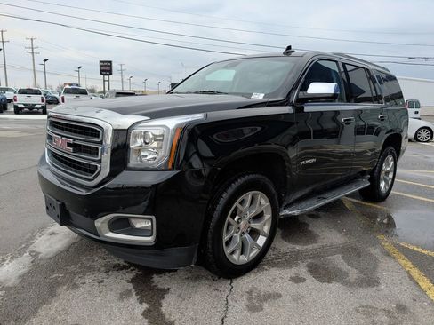 Used 2015 GMC Yukon SLT image 3