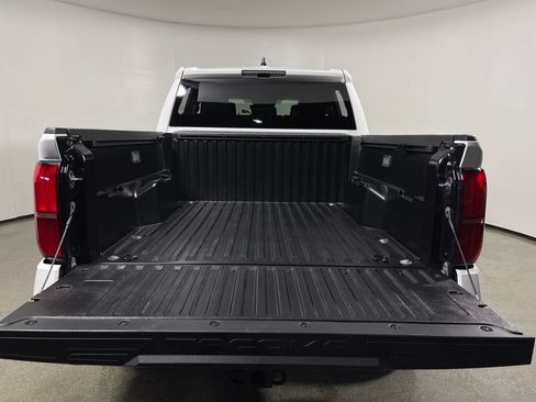 Certified 2025 Toyota Tacoma TRD Sport AWD/4WD image 10