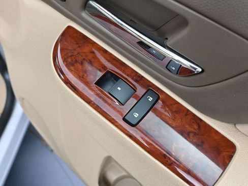 Used 2013 Chevrolet Silverado 2500 LTZ w/ LTZ Plus Package image 45