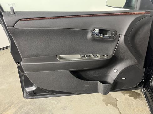 Used 2011 Chevrolet Malibu LTZ w/ HFV6 Engine Package FWD image 21