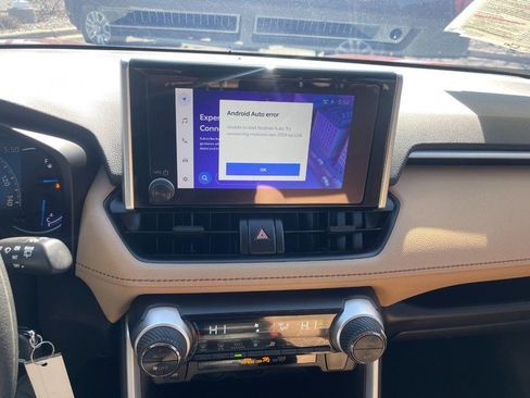 Used 2024 Toyota RAV4 LE image 18