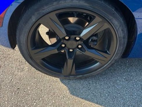 Used 2018 Chevrolet Camaro LT w/ RS Package RWD image 12