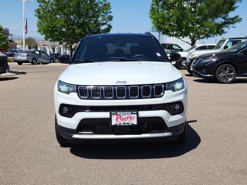 Used 2024 Jeep Compass Limited AWD/4WD image 5