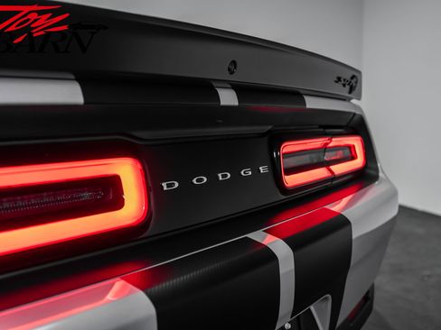 Used 2023 Dodge Challenger SRT Hellcat image 12