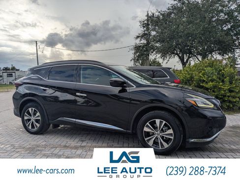Used 2021 Nissan Murano SV image 1