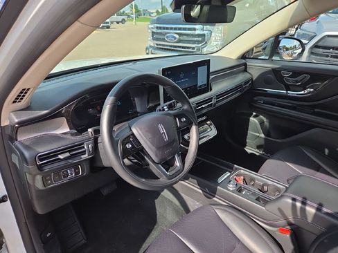 Used 2024 Lincoln Corsair Grand Touring w/ Equipment Group 301A AWD/4WD image 10