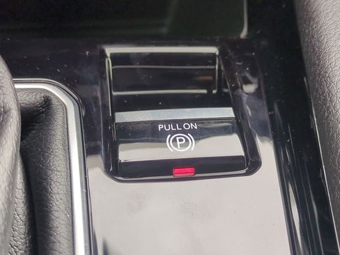 New 2026 Jeep Compass Latitude image 25