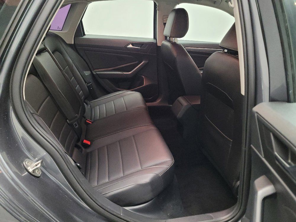 Used 2023 Volkswagen Jetta SE FWD image 19