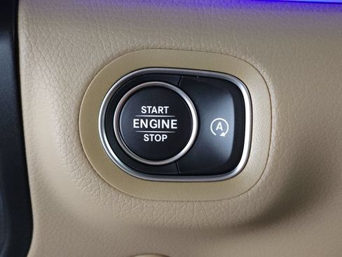 Used 2026 Mercedes-Benz GLS 580 4MATIC image 16