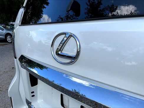 Used 2015 Lexus GX 460 w/ Premium Package image 31