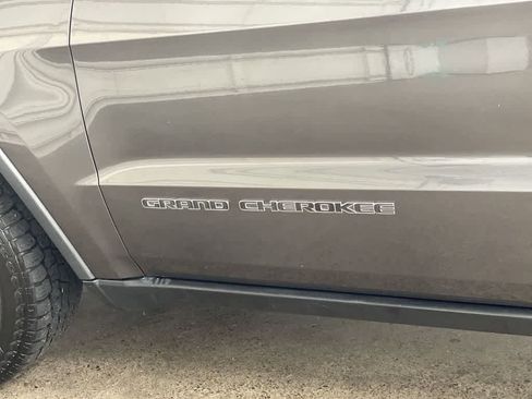 Used 2019 Jeep Grand Cherokee Limited w/ Luxury Group II image 10