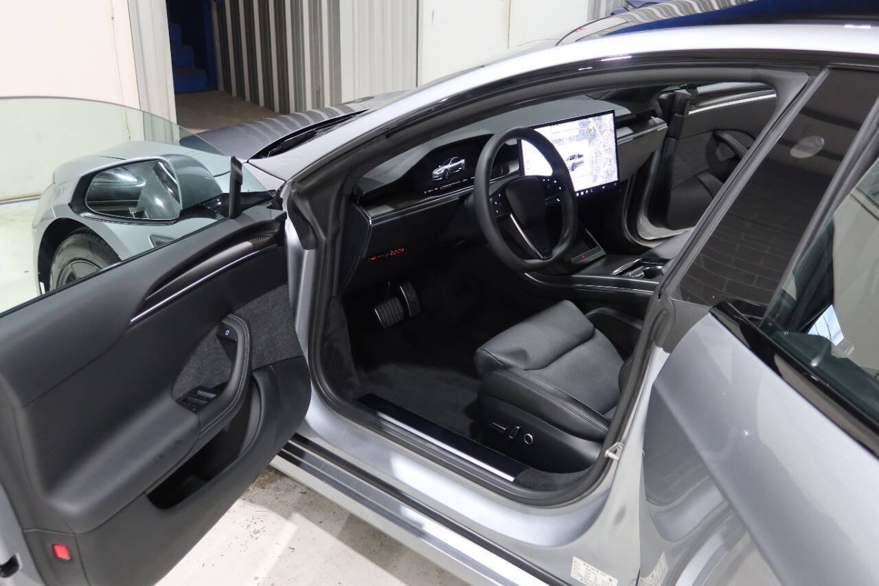 Used 2024 Tesla Model S Plaid AWD/4WD image 18