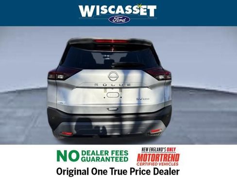 Used 2023 Nissan Rogue SV image 28