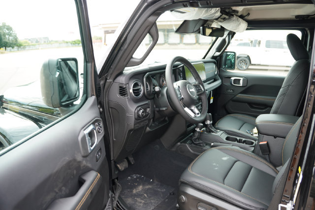 New 2027 Jeep Wrangler Unlimited Sahara AWD/4WD image 11