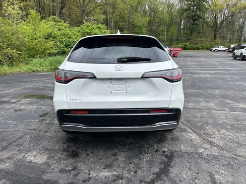 New 2026 Honda HR-V EX-L image 4