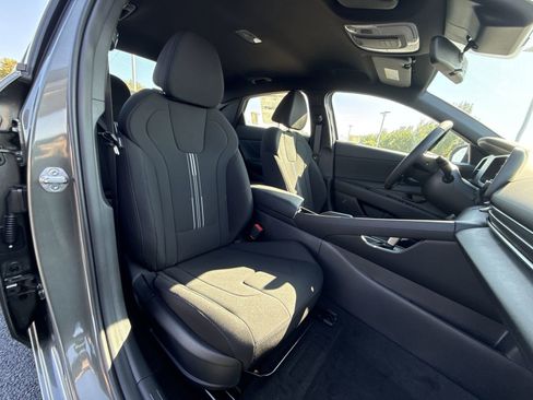 New 2025 Hyundai Elantra Sport image 25