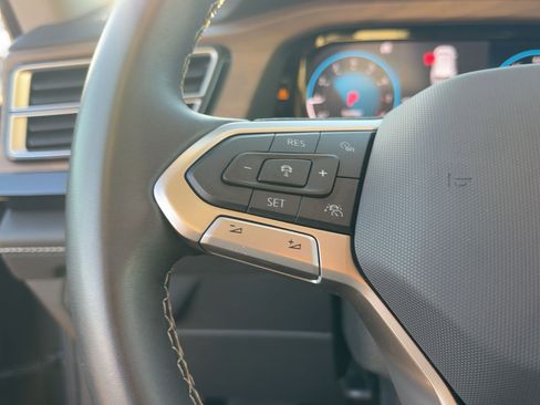 Used 2024 Volkswagen Atlas SE image 18