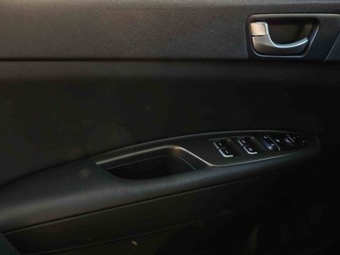 Used 2020 Kia Optima S image 14
