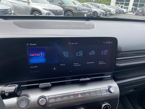Certified 2024 Hyundai Kona SE AWD/4WD image 17