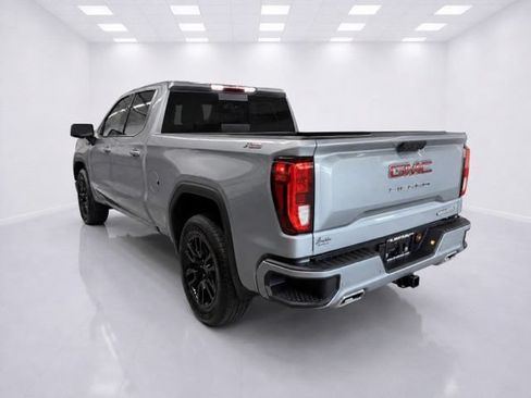Used 2025 GMC Sierra 1500 Elevation w/ Elevation Premium Package AWD/4WD image 6